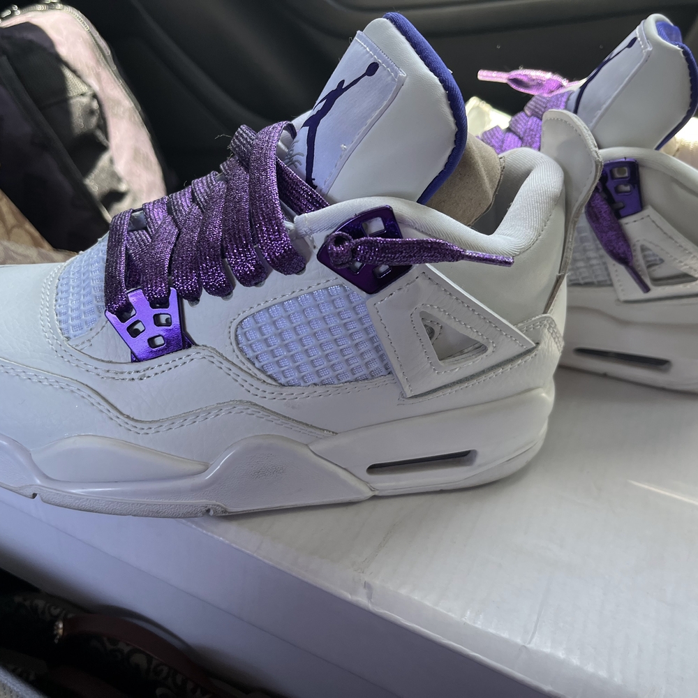 Jordan 4 Retro White and Metallic Purple - Picture 7 of 8